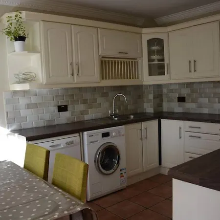 Modern 3 Bedroom House Near The Sea Ferienhaus Dublin